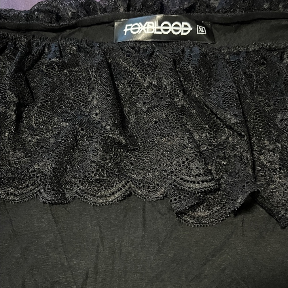 Foxblood lace trim top - Picture 5 of 6